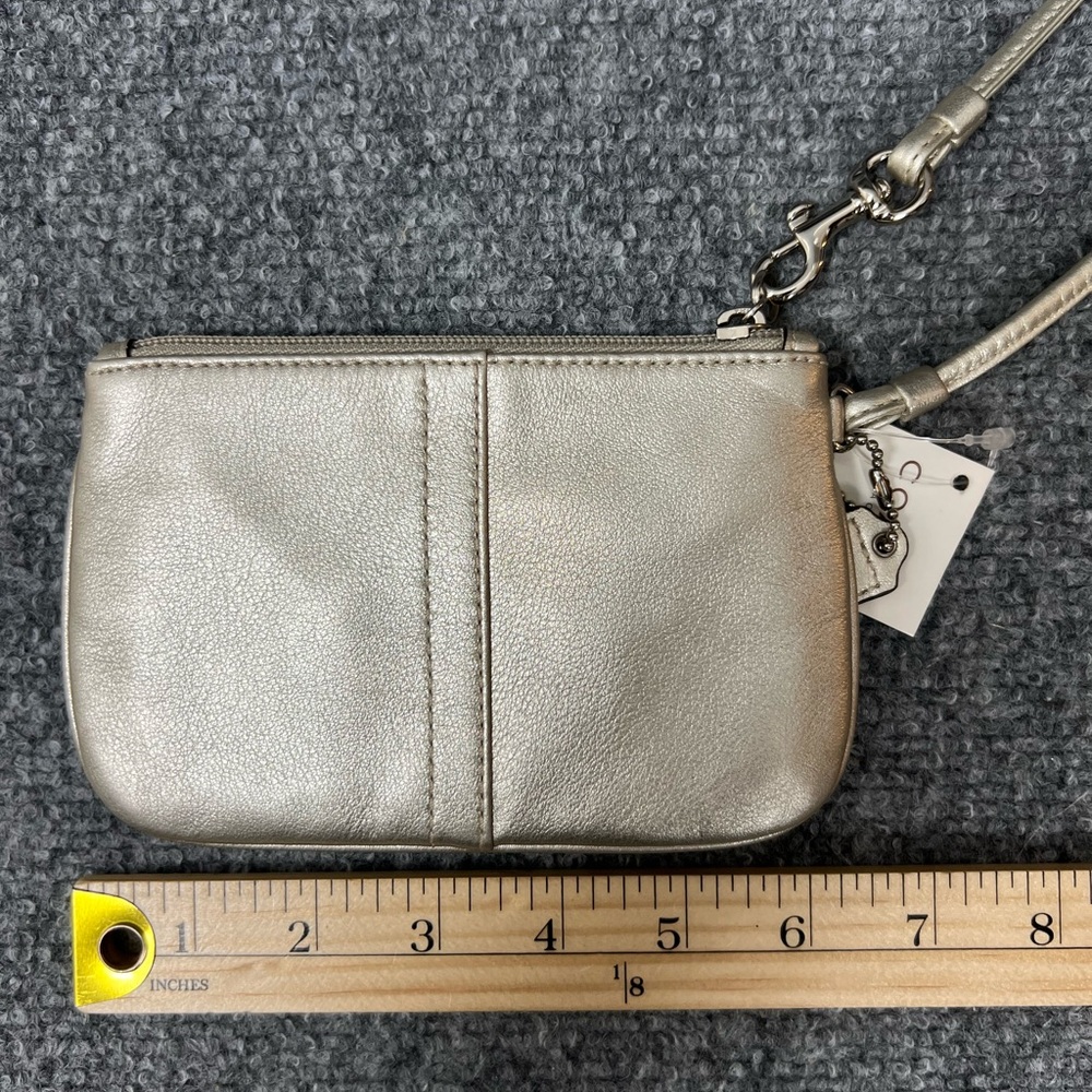 Coach Wallet Women Leather Metallic Silver Wristlet Pouch Clutch NWT - Picture 7 of 10